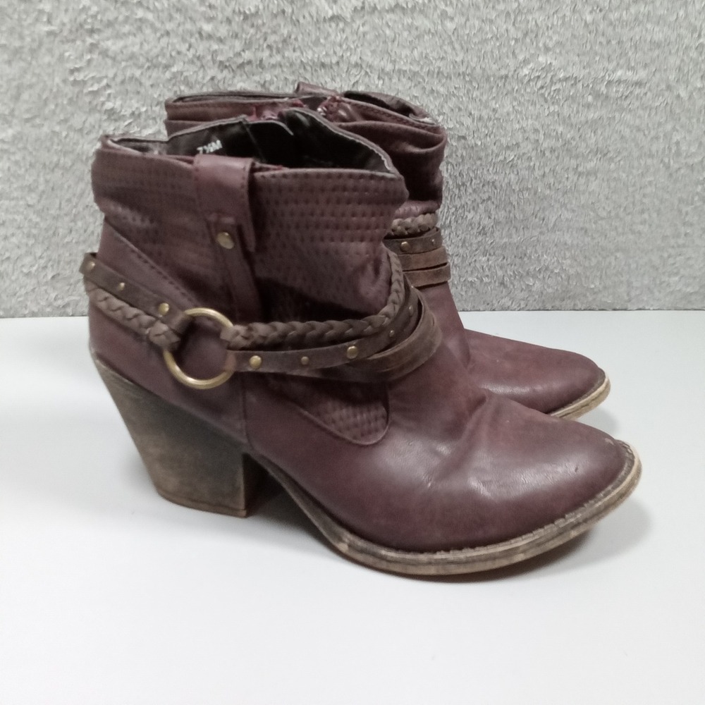 Maurices Womens Burgundy Perforated Braided Studded Ankle Boots Size 7.5M